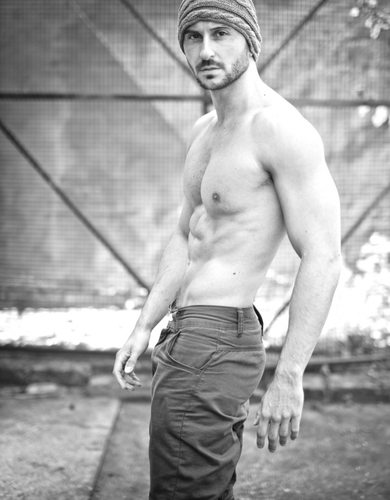 Male model photo shoot of Murri London