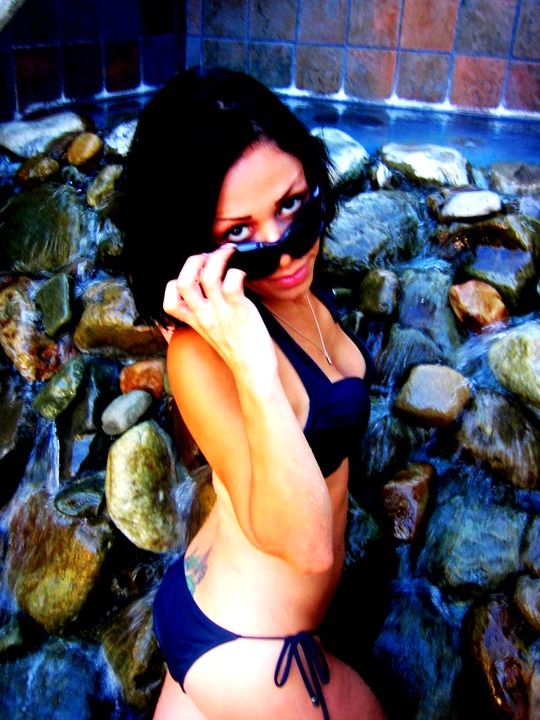 Female model photo shoot of Lillian Oloomi in Bikini photo shoot