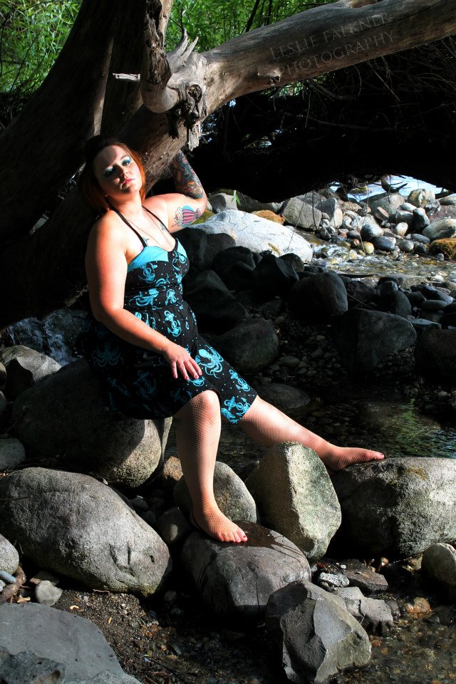 Female model photo shoot of Jesse-Linn in Spokane, WA