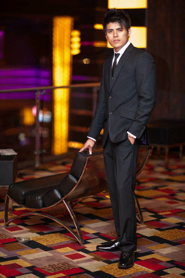 Male model photo shoot of Nam T Nguyen in Las Vegas