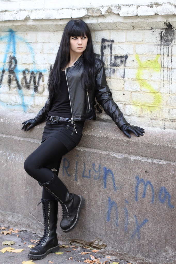 Female model photo shoot of Ira Filonova