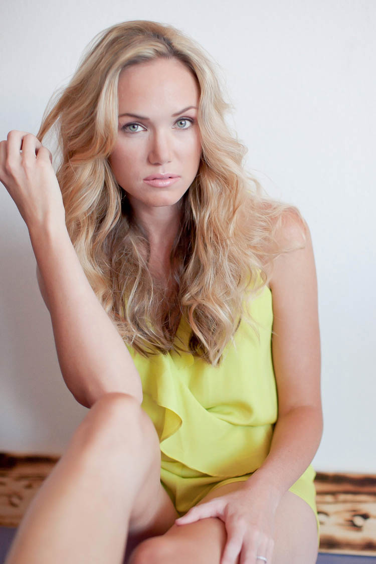 Female model photo shoot of Melissa Carnett Jones