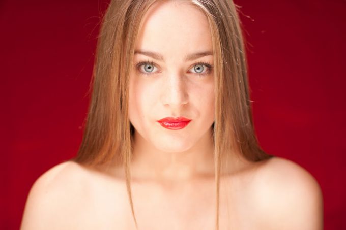 Female model photo shoot of MagdalenaMaggi