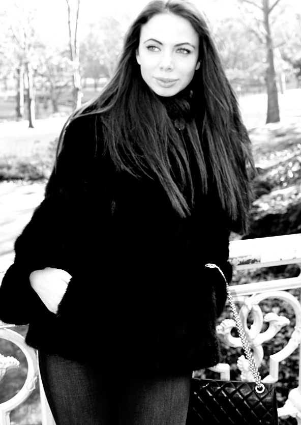 Female model photo shoot of Ganna Iskander in Central Park