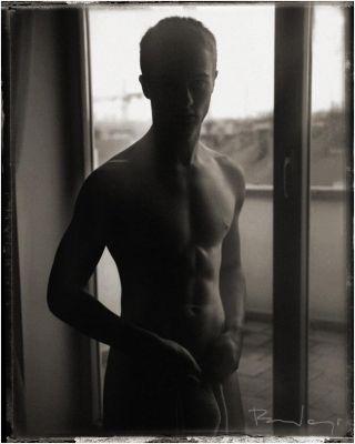 Male model photo shoot of David Gellrich