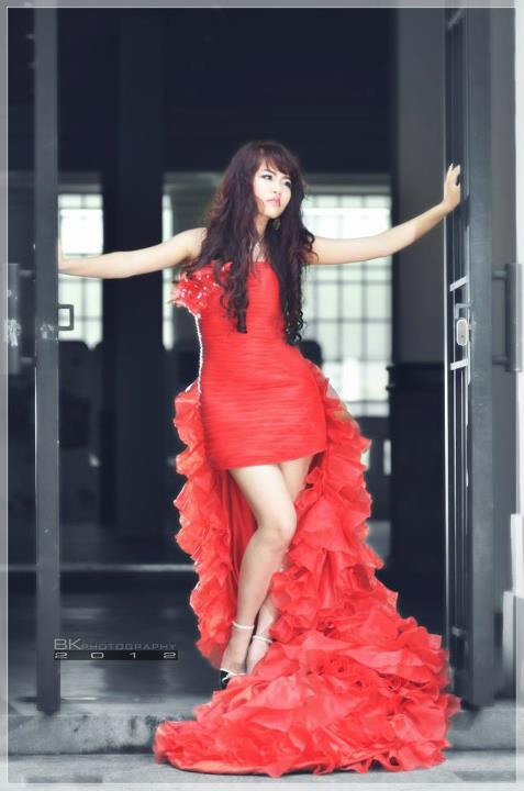 Female model photo shoot of Katherine Cao