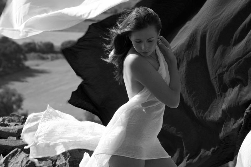 Female model photo shoot of Elizaveta Chuprina by Couscousdelux