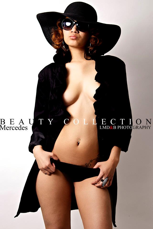 Female model photo shoot of Mercedes Simira