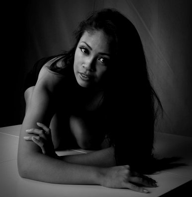 Female model photo shoot of Akira Noelani by RadRascal