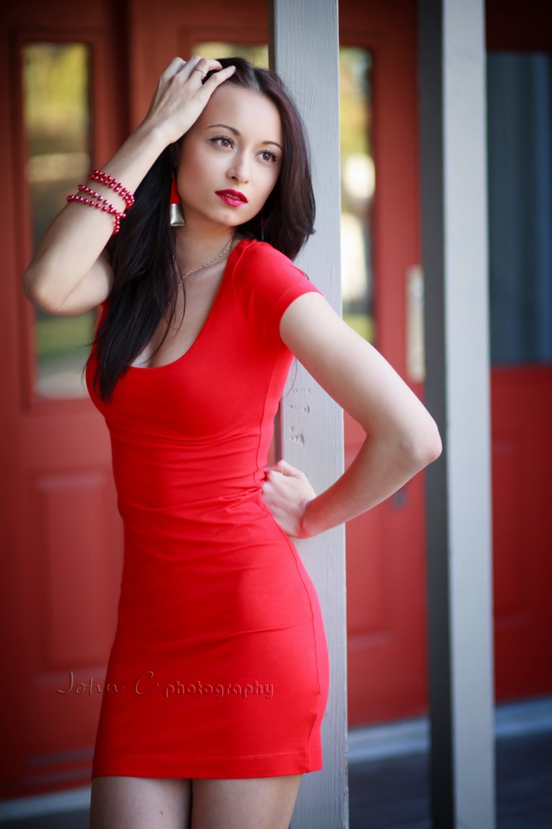 Female model photo shoot of Galina Kolesnikova