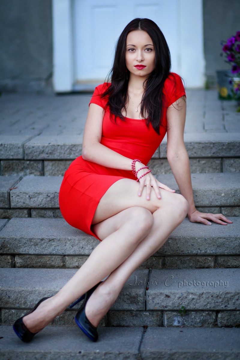 Female model photo shoot of Galina Kolesnikova