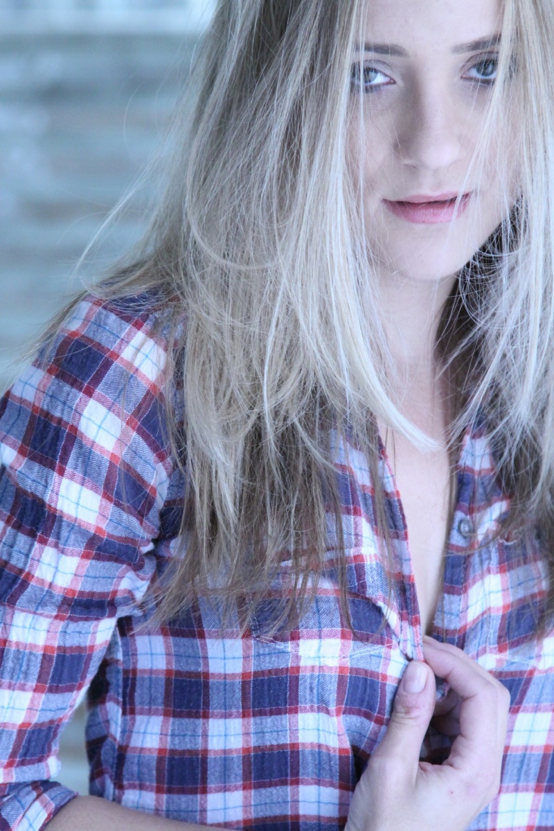Female model photo shoot of Rachel L Riley