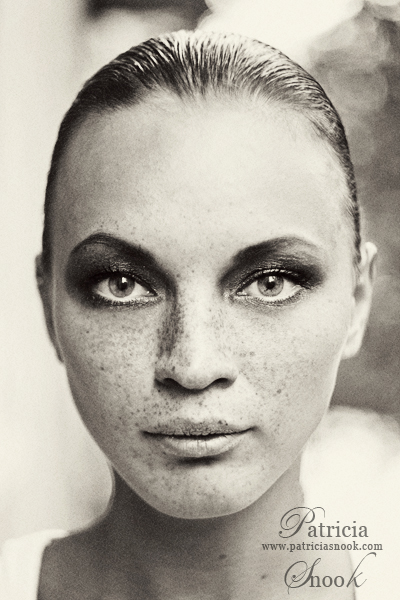 Female model photo shoot of Patricia Snook