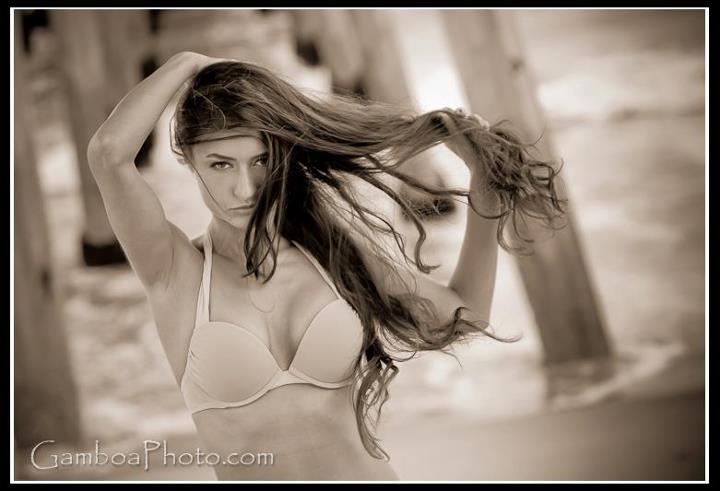 Female model photo shoot of Elnara Sultanova
