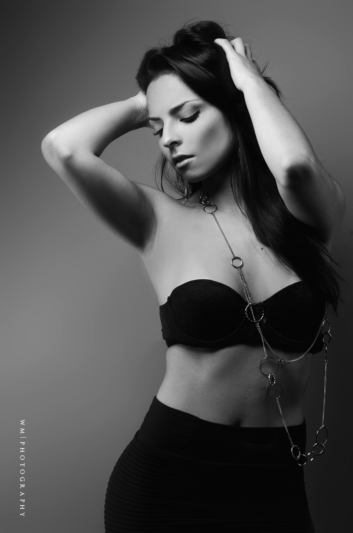 Female model photo shoot of mayli hernandez