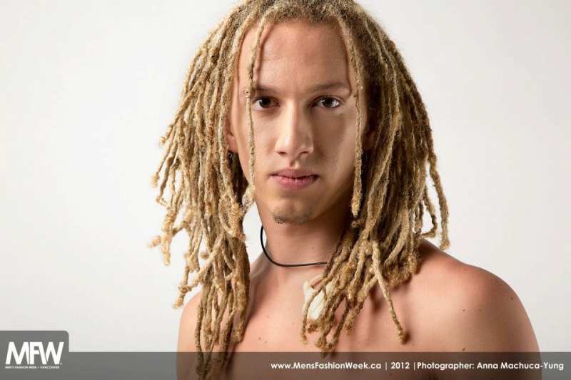 Male model photo shoot of Julian V by Machuca Photography