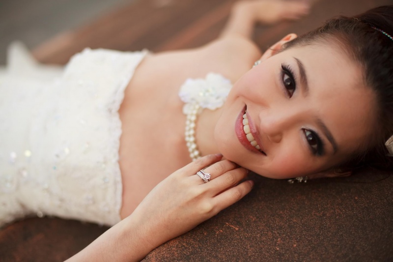 Female model photo shoot of iciclediamond