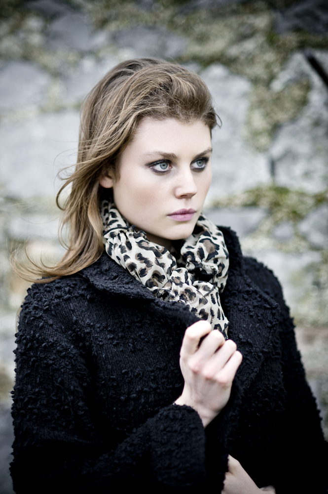 Female model photo shoot of Maria Hynes - MUA