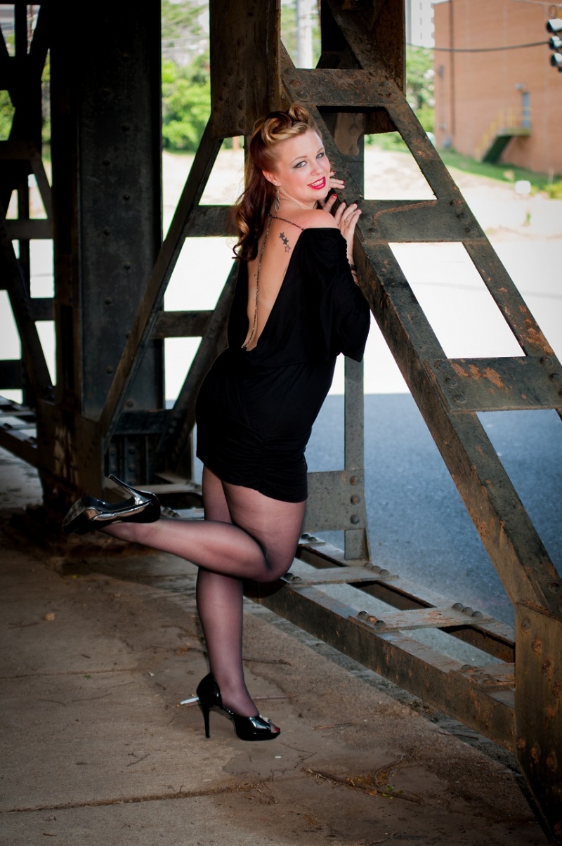 Female model photo shoot of Katelyn Motter in Shreveport, La