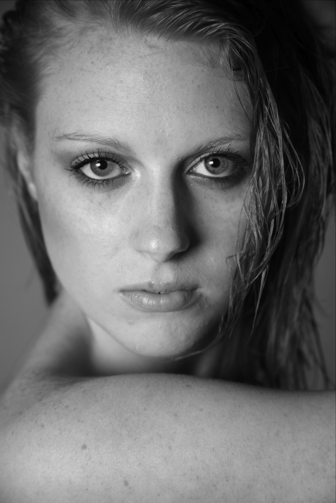 Female model photo shoot of Devin Denise 