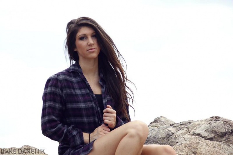 Female model photo shoot of Kaylee Sachs