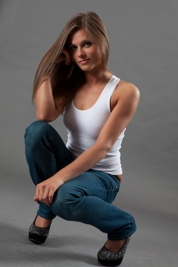Female model photo shoot of MichaelaLeigh