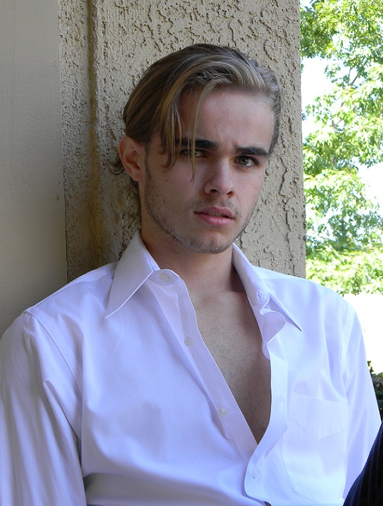 Male model photo shoot of Matthew Cantrell