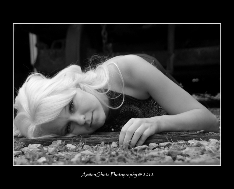 Female model photo shoot of Stephanie Lynn McKinney