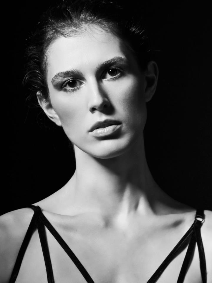 Female model photo shoot of Alysha T