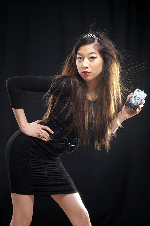 Female model photo shoot of Carmen Pat