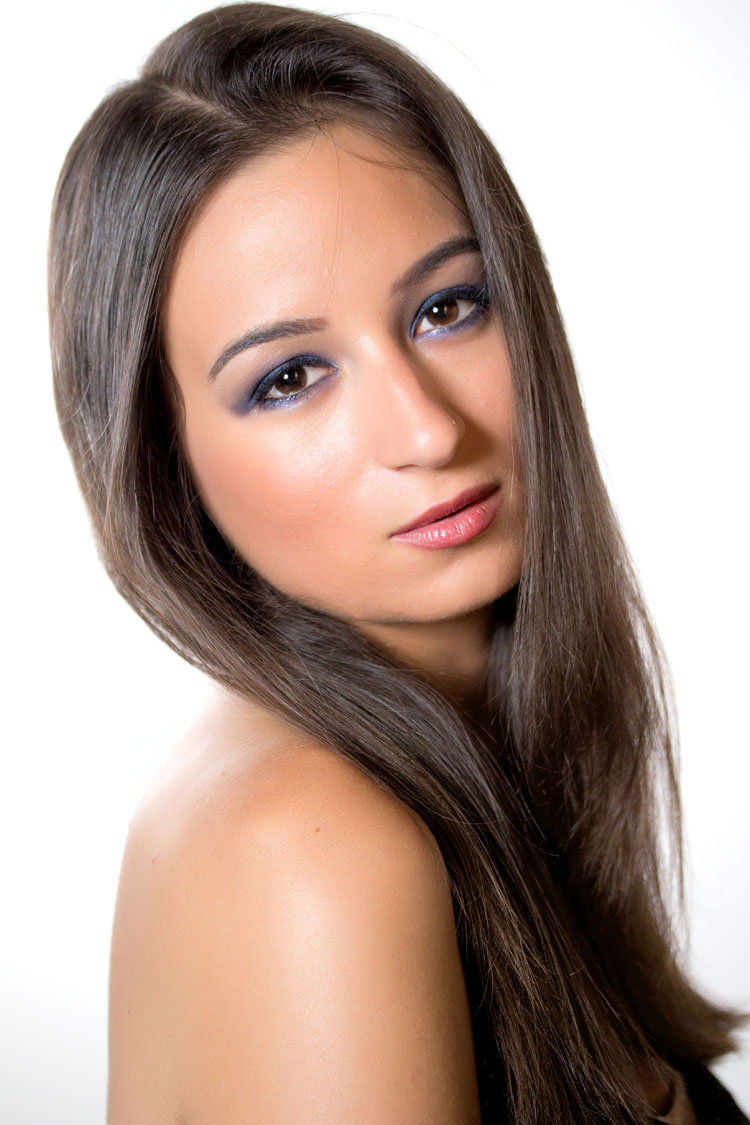 Female model photo shoot of AlexandraC in Chicago - Bizi Makeup Workshop