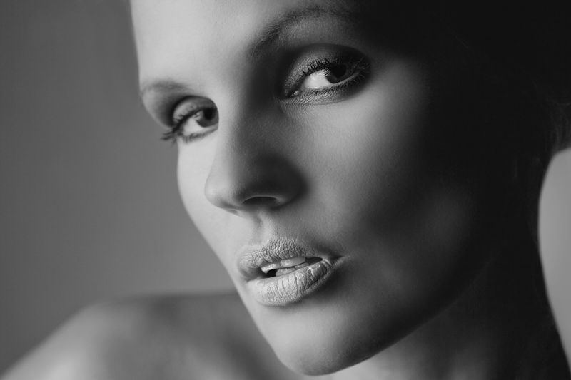 Female model photo shoot of Johanna halle