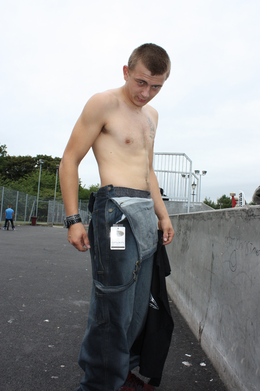 Male model photo shoot of amcoms in tamworth skate park