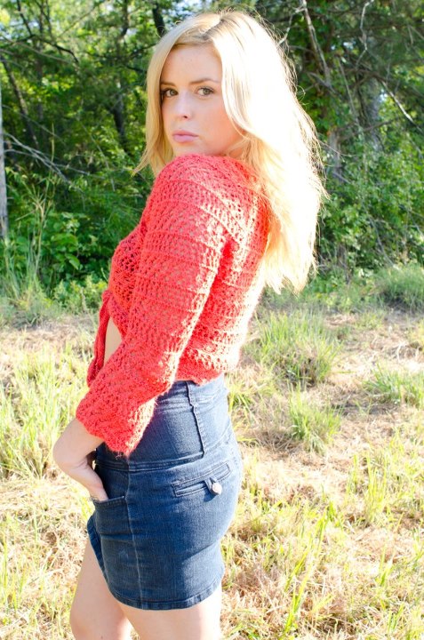 Female model photo shoot of Lindsey Morgan Newsom