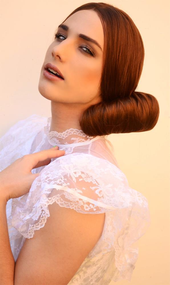 Female model photo shoot of Freestyle Mobile Hair 