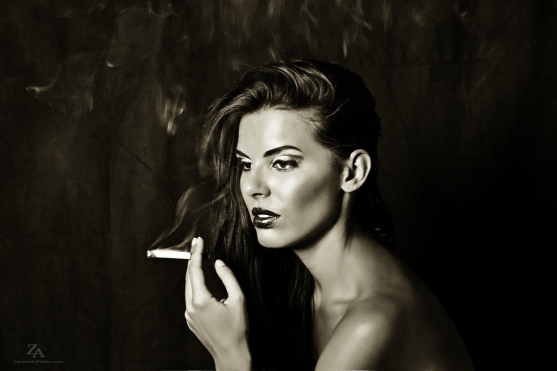Female model photo shoot of Katelynn Jean