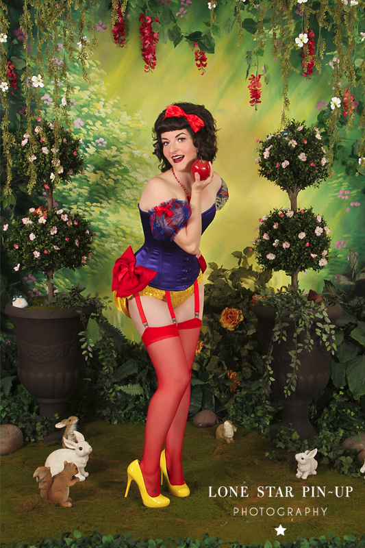 Female model photo shoot of Lone Star Pin-up in Killeen, Texas, makeup by Blood and Glitter 