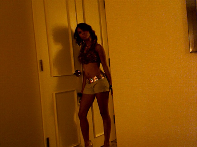 Female model photo shoot of TRENISE69