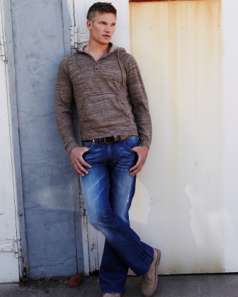 Male model photo shoot of TallandAthletic