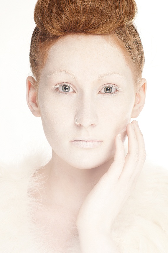 Female model photo shoot of makeupbycassi