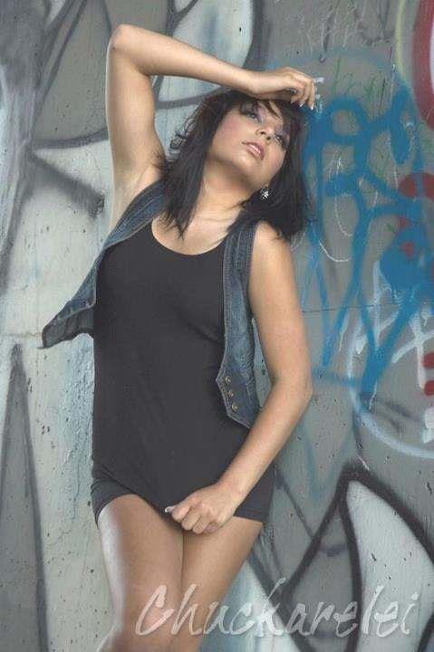 Female model photo shoot of Avery Gonzales