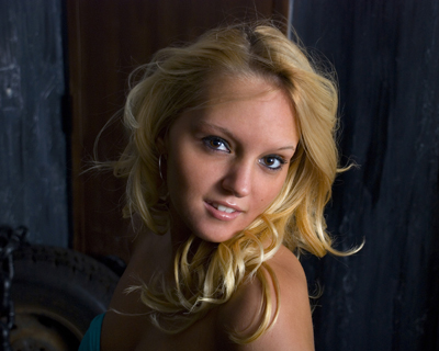 Female model photo shoot of CassandraHansen