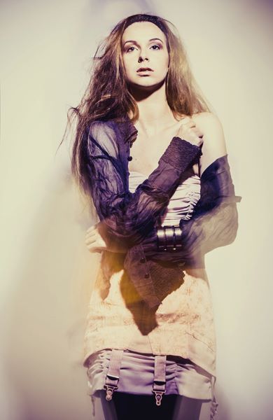 Female model photo shoot of Jaquemijn