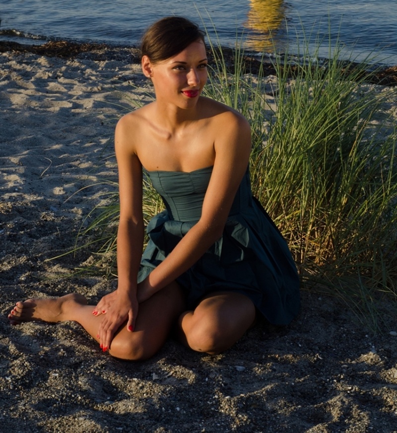 Female model photo shoot of Lyudmila Ilchevska in Amager Strand, Copenhagen