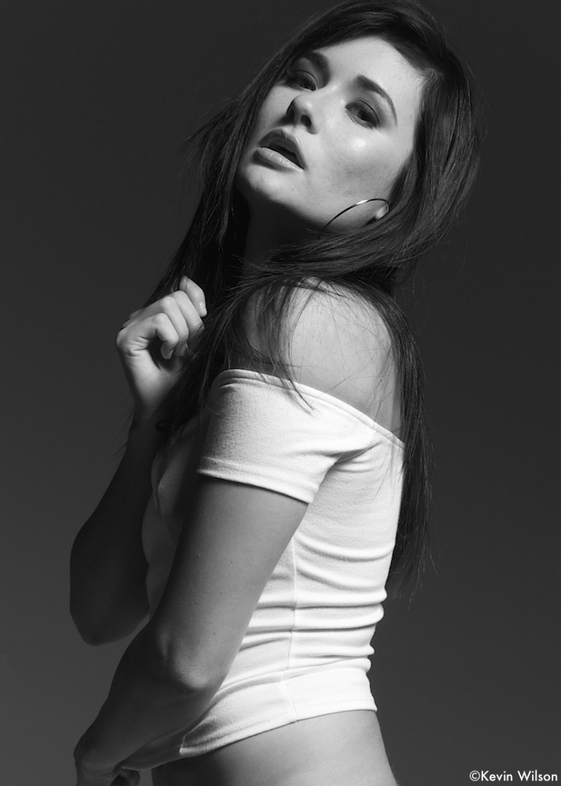 Female model photo shoot of Cheyenne Brink