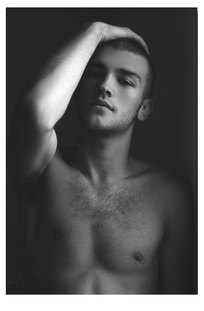 Male model photo shoot of Luke Humphrey