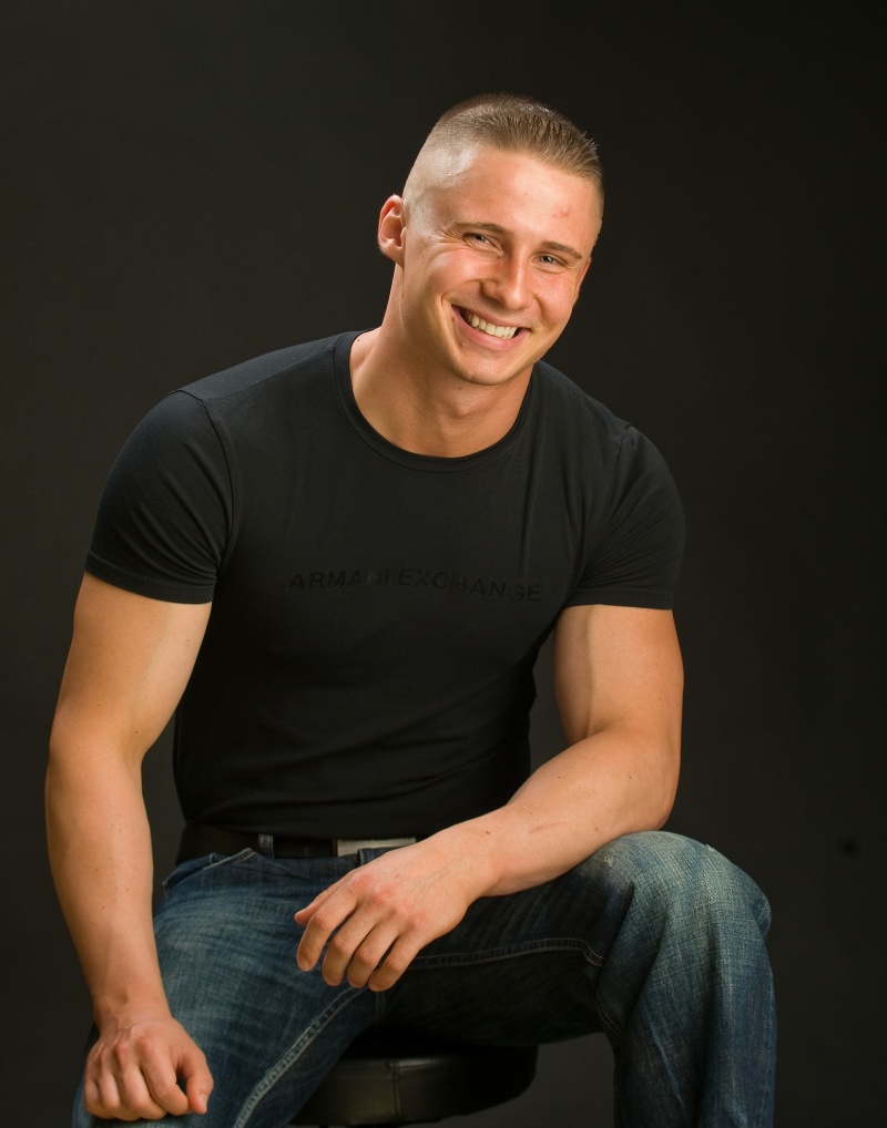 Male model photo shoot of Przemek 