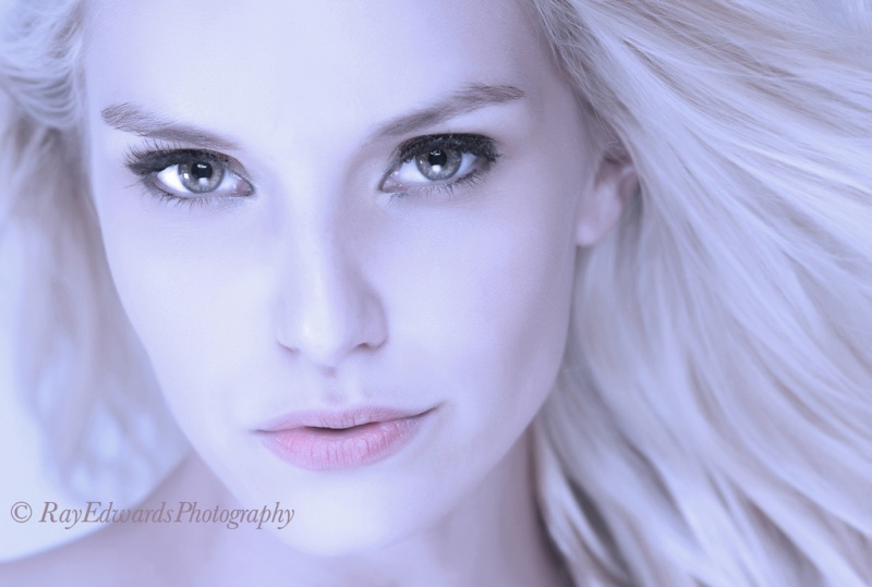 Female model photo shoot of Liz Ashley by RayEdwardsPhotography