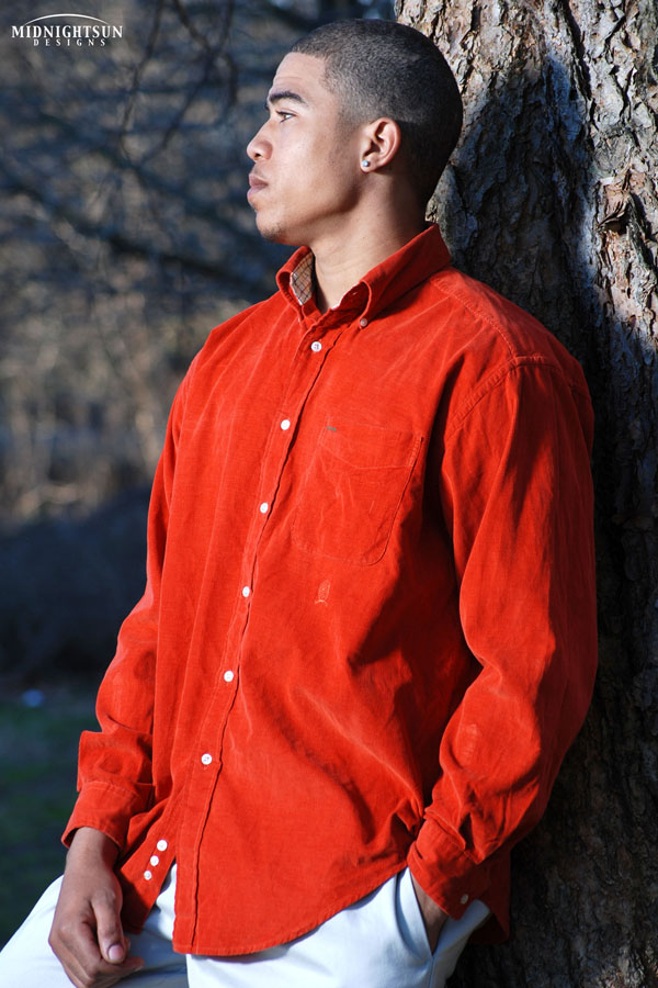 Male model photo shoot of JovanG