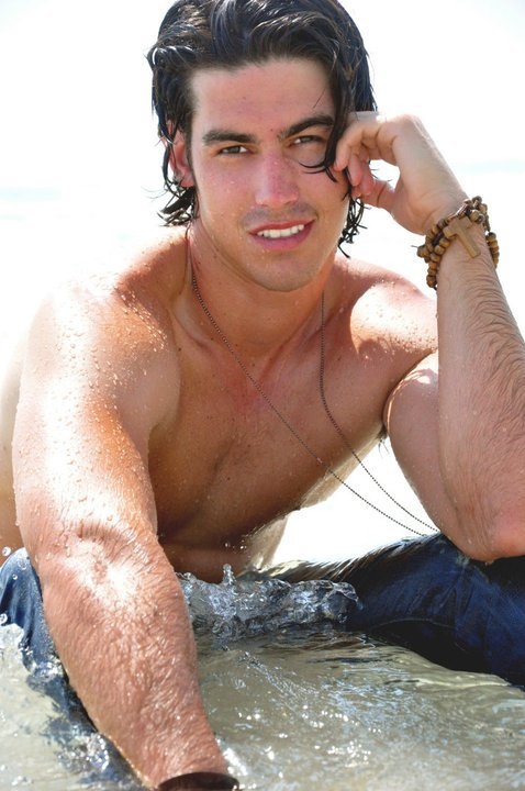 Male model photo shoot of Alex Rosguer in Miami Beach